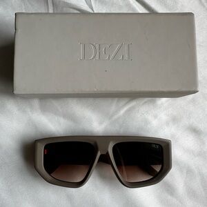 Dezi Backtrack Sunglasses